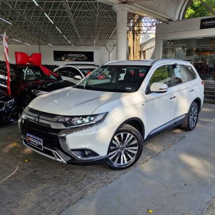 MITSUBISHI OUTLANDER 3.0 MIVEC V6 GASOLINA HPE-S AWD AUTOMÁTICO